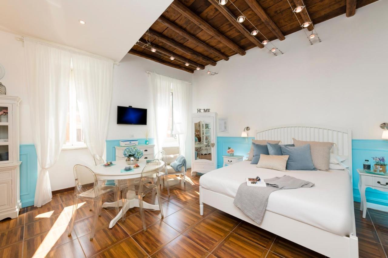 Apartment Capo Le Case, Romantic Flat Near Spanish Steps Rom